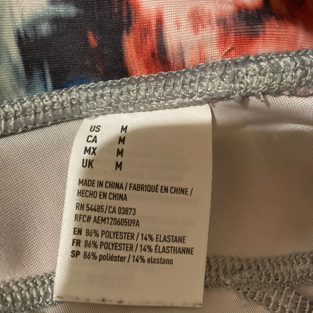 Women’s Size M American Eagle outfitters Floral Leggings - Picture 2 of 10